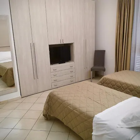 L'arca - In Centro 3*