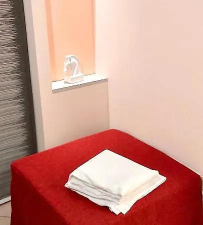 L'arca - In Centro Nocleg ze śniadaniem 3*
